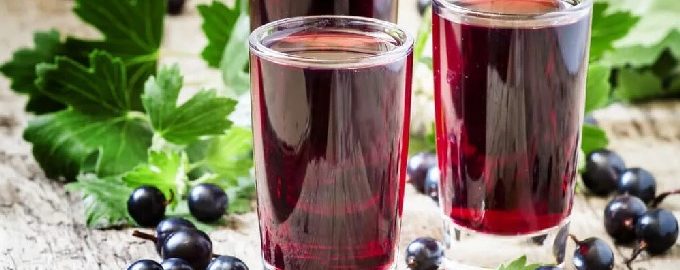 Compota de cassis - 9 receitas simples para o inverno com uma foto passo a passo