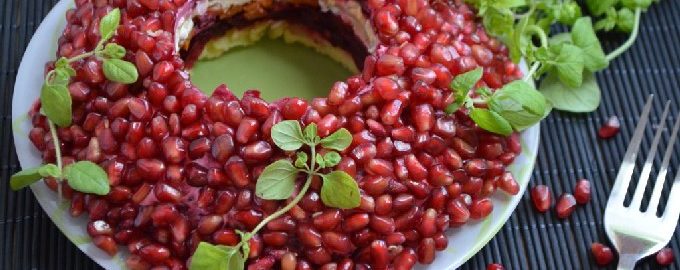 Salada de pulseira de romã