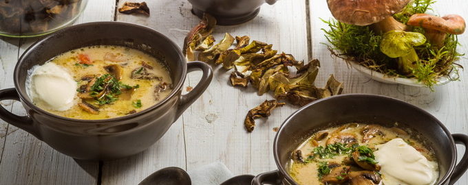 Soupe aux champignons à base de champignons séchés